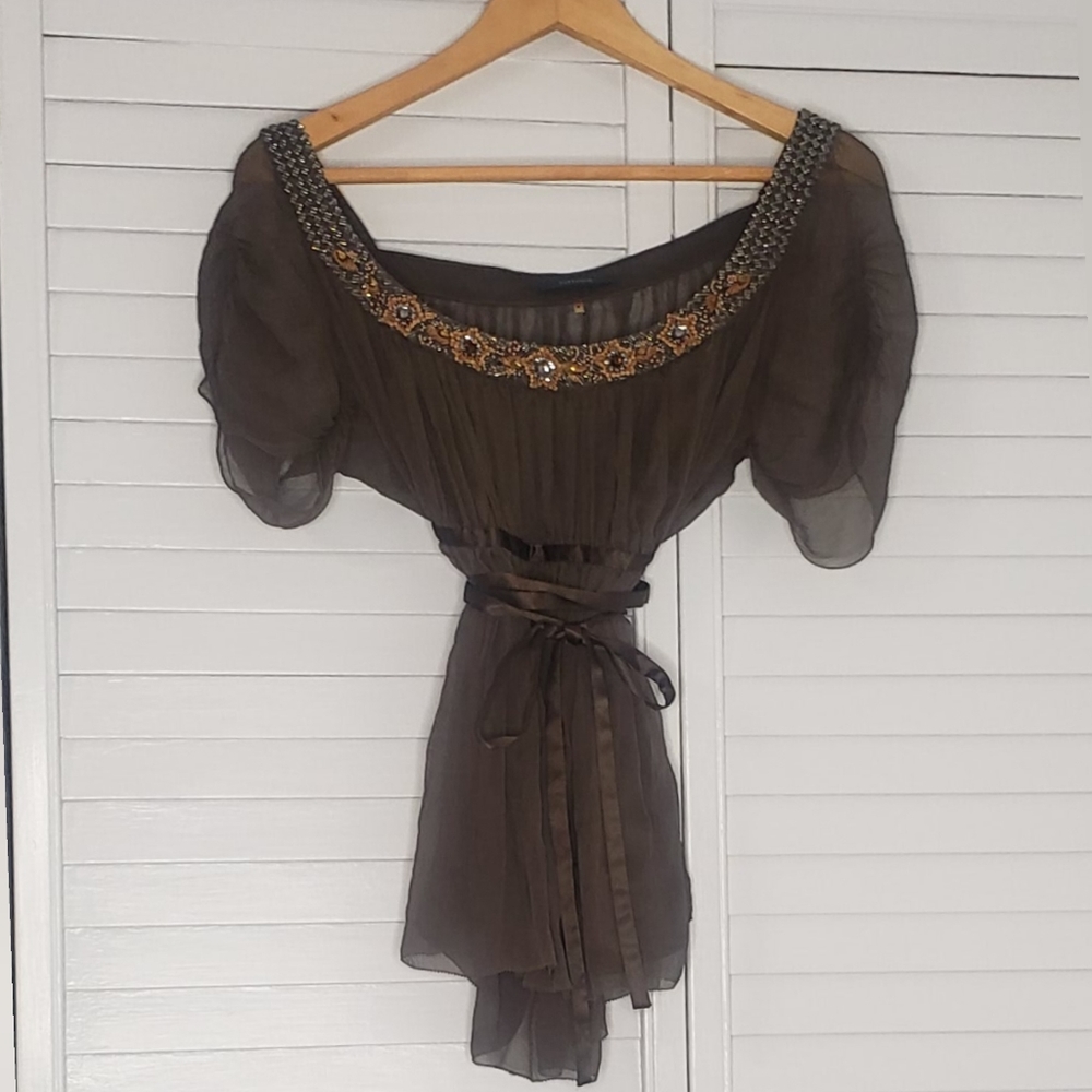 Elie Tahari 2 piece chiffon top w/ cami